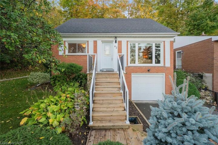 Property Photo: 62 Brentwood Drive ON L8G 2W8