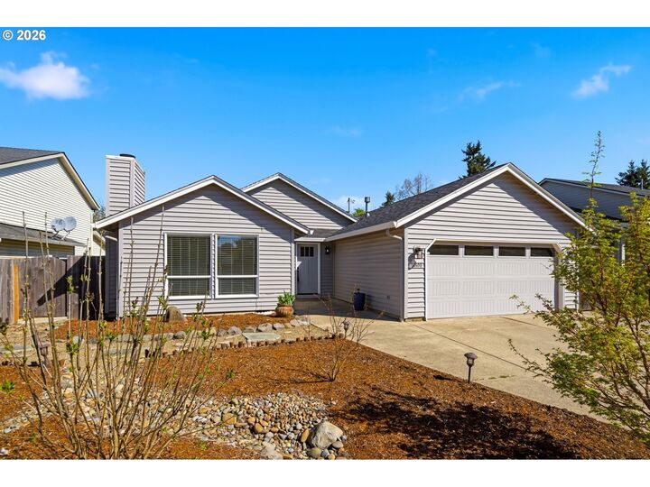 Property Photo:  16800 SE 18th St  WA 98683 