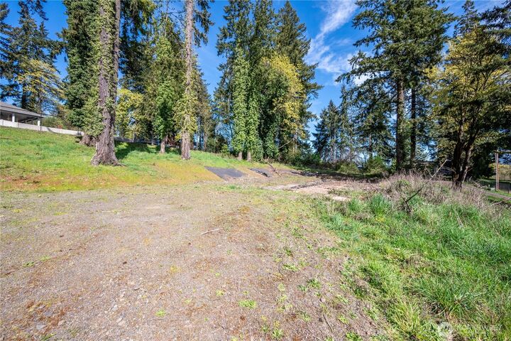 Property Photo:  2322 W Castleman Street  WA 98632 