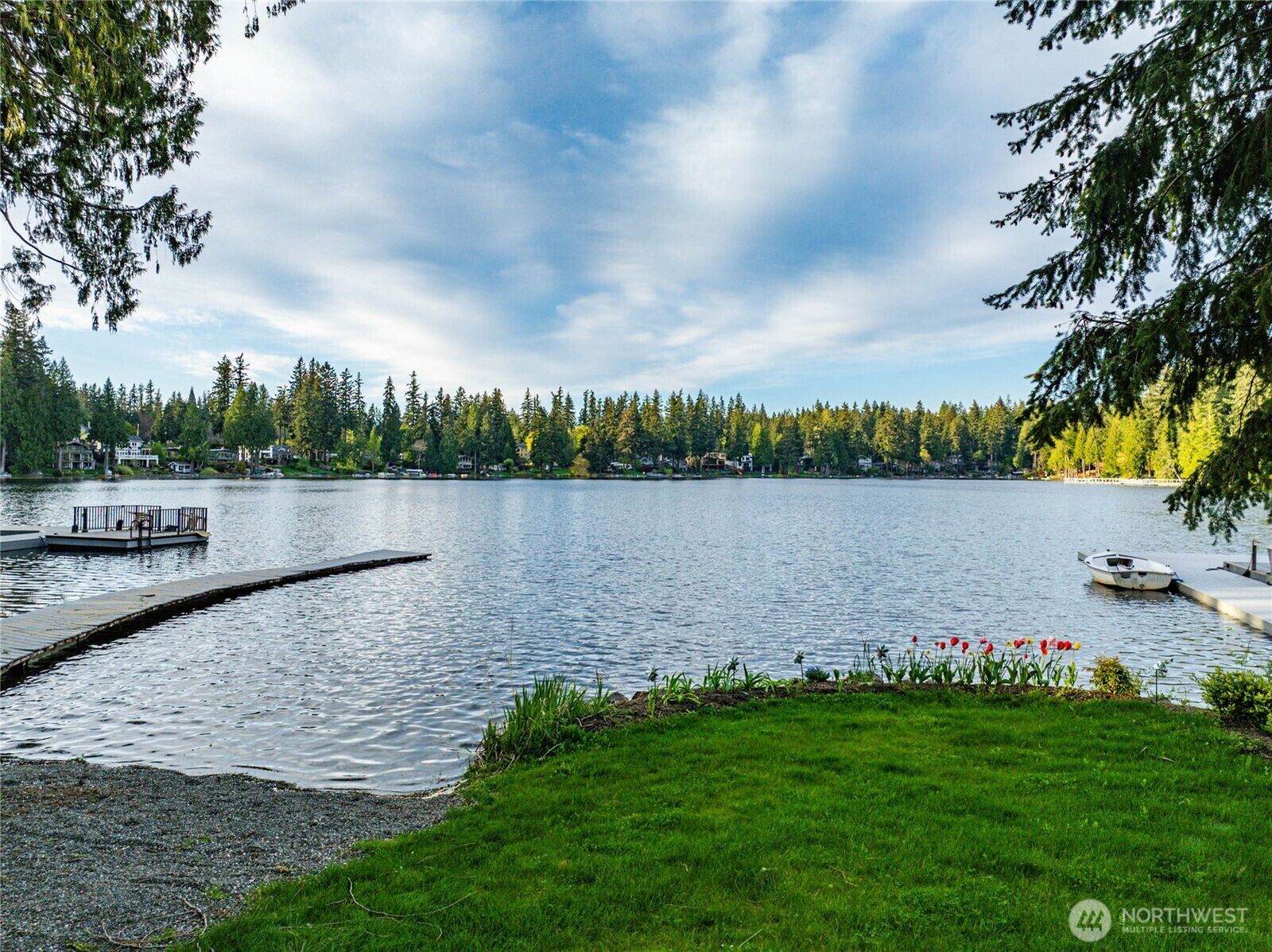 Property Photo:  2712  222nd Avenue SE  WA 98075 