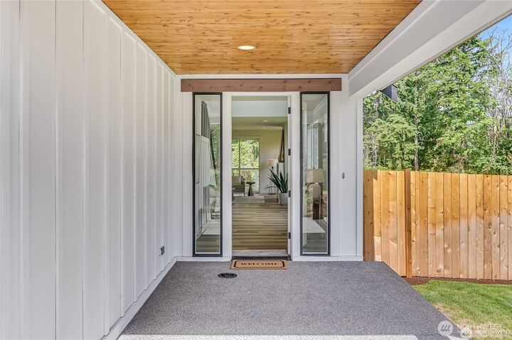 Property Photo:  30418  132nd Avenue SE  WA 98092 