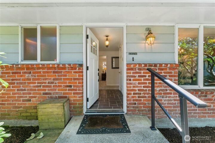 Property Photo:  14321  Duryea Lane S  WA 98444 