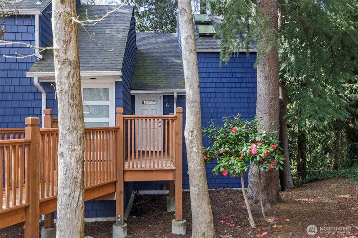 Property Photo:  9165  45th Avenue SW 6  WA 98136 
