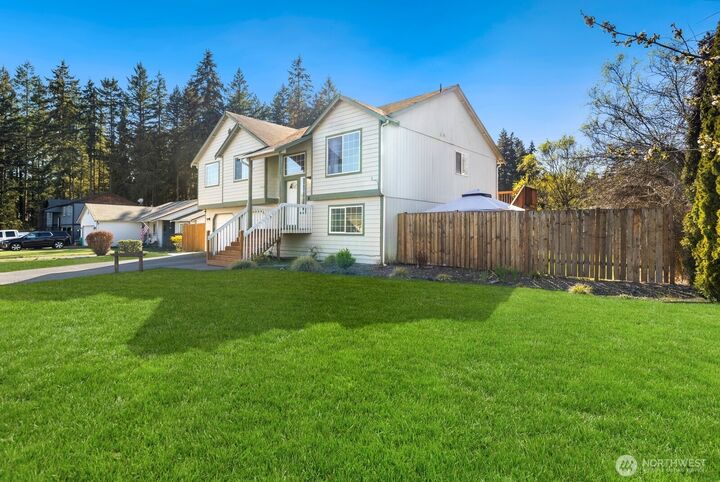 Property Photo:  23008  56th Avenue E  WA 98387 