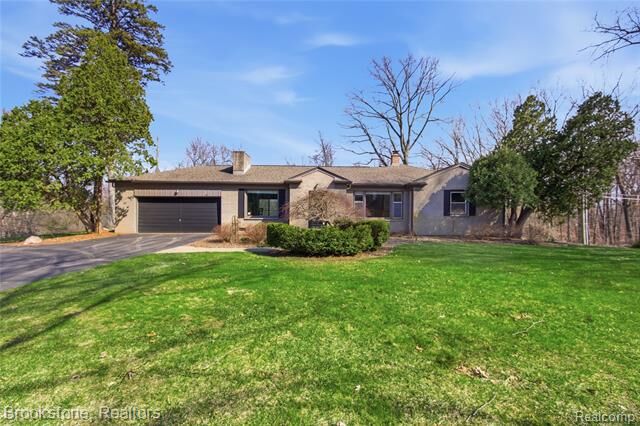 Property Photo:  7745 Foster Road  MI 48346 