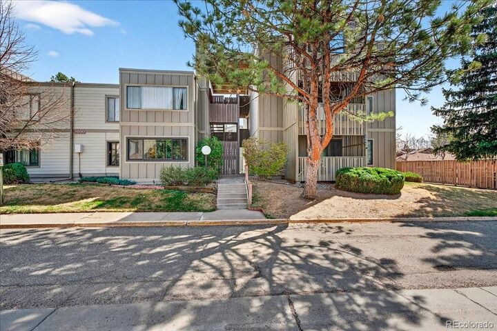 Property Photo: 2525 S Dayton Way 2010 CO 80231