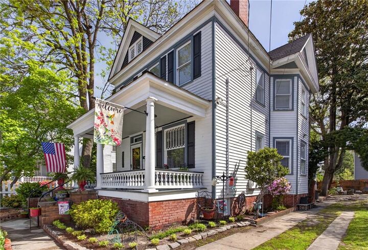 Property Photo:  109 Riverview Ave  VA 23704 