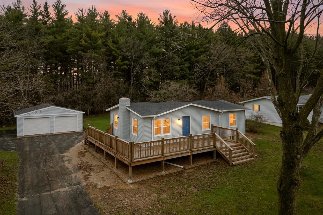 Property Photo:  W2252 Spring Lake Road  WI 53946 