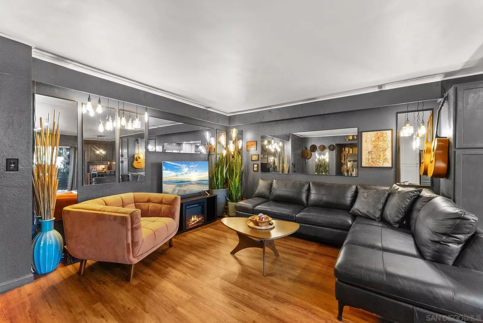 Property Photo:  7838 Cowles Mountain Ct C33  CA 92119 