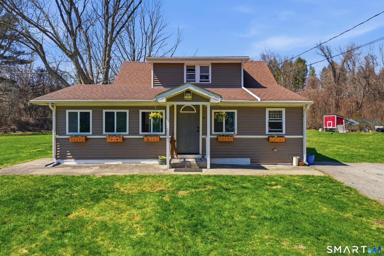 Property Photo:  350 North Canterbury Road  CT 06331 