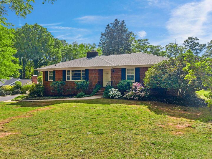 Property Photo: 506 Fernwood Drive SC 29307