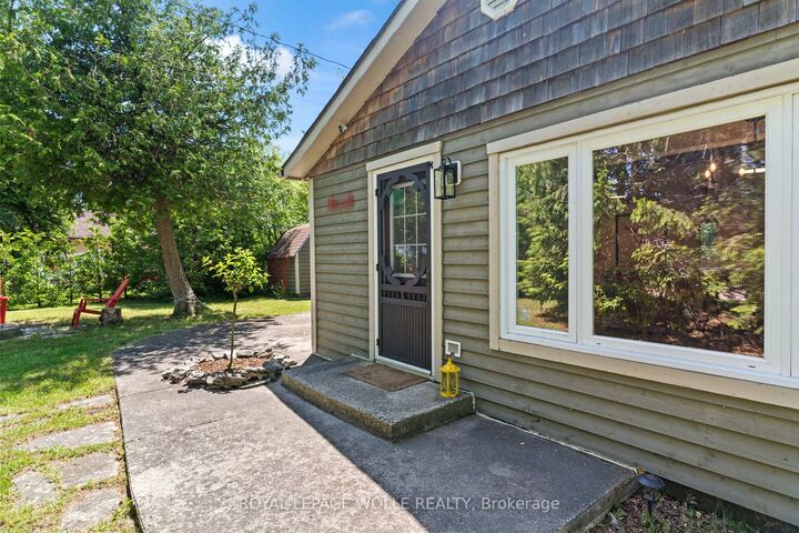Property Photo: 282 Widgeon Cove Road ON N0H 2T0