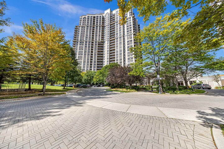 Property Photo: 710 Humberwood Boulevard 2808 ON M9W 7J5