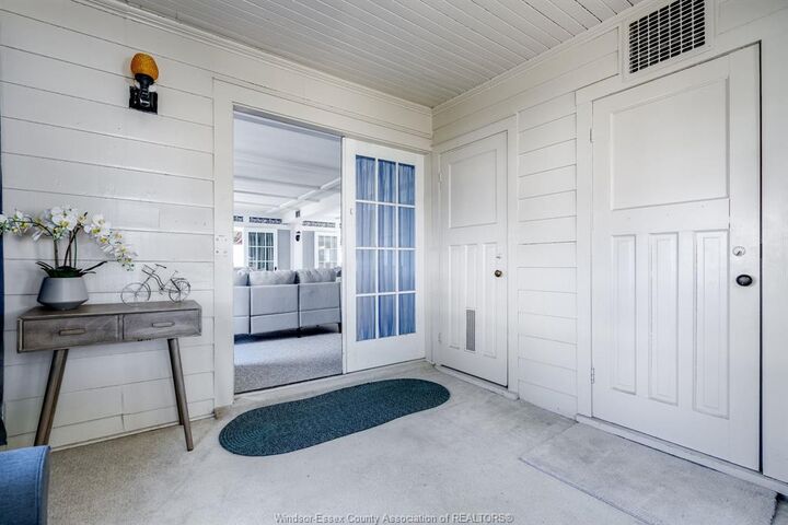 Property Photo:  1247 Heritage Road  ON N9Y 2E6 