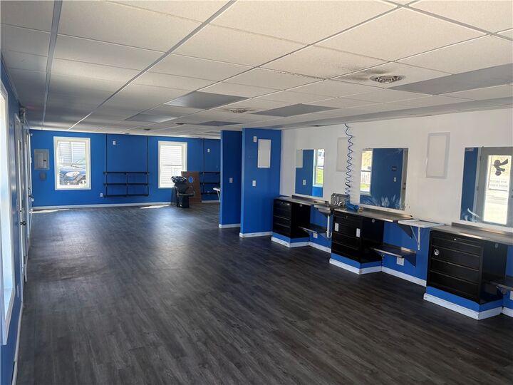 Property Photo:  7710 State Route 30 Top  PA 15642 