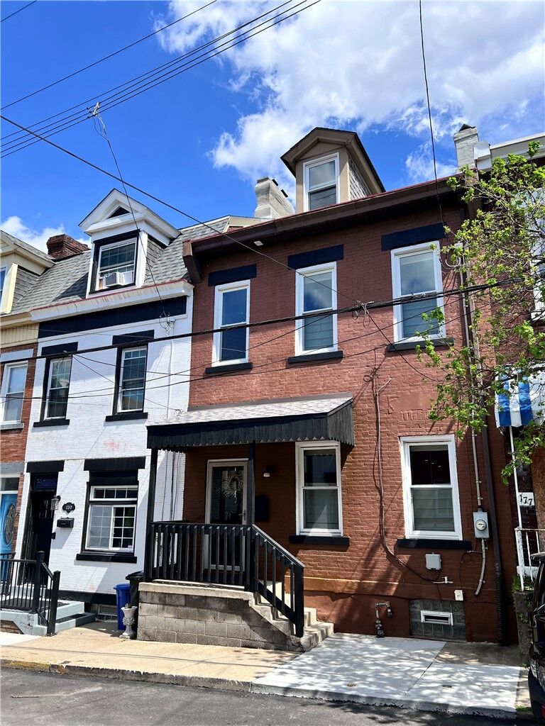 Property Photo:  175 45th St  PA 15201 