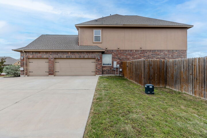 Property Photo:  8093 Arezzo Drive  TX 78665 