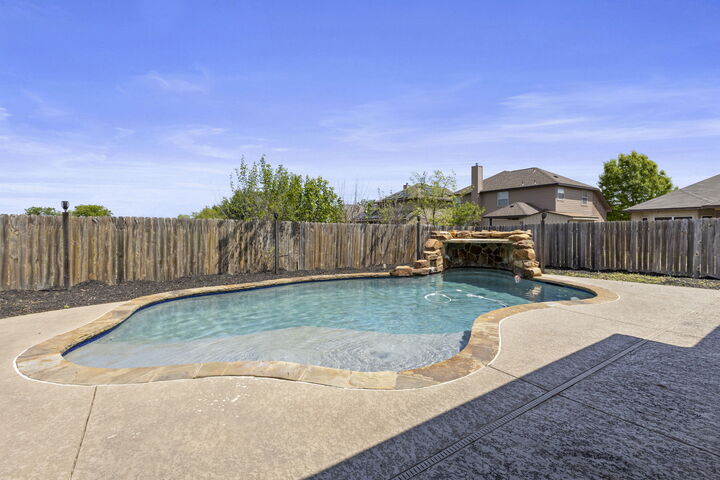 Property Photo: 317 Cockrill Street TX 78634