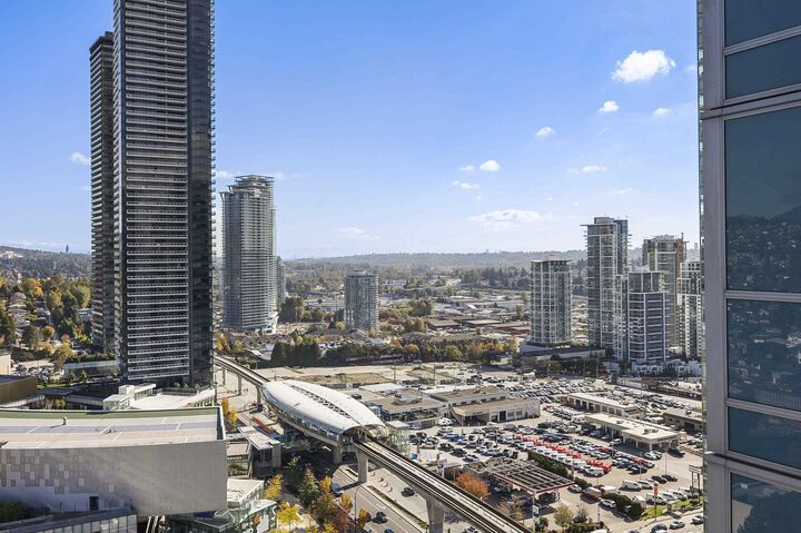 Property Photo: 4400 Buchanan Street 2601 BC V5C 0E3