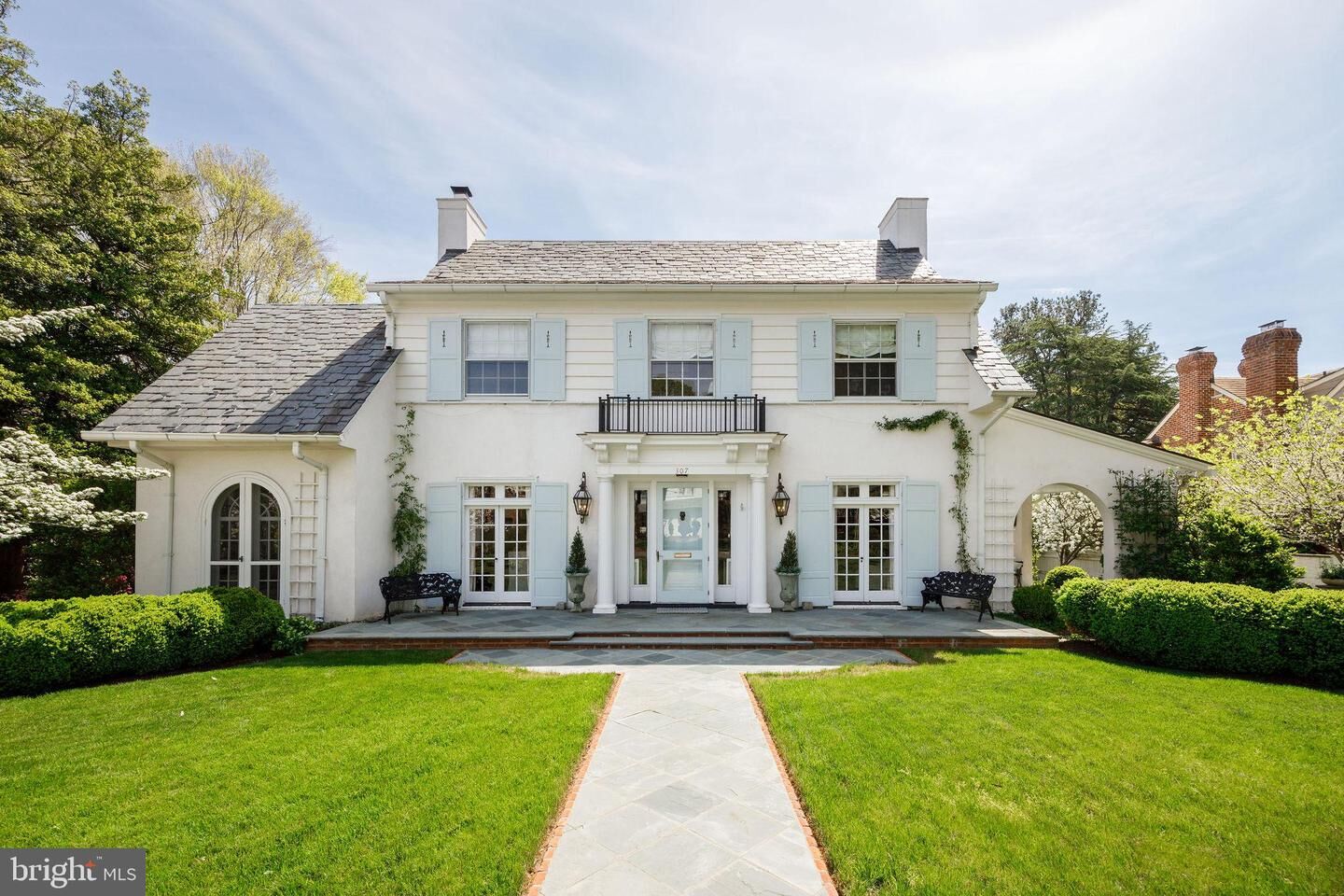 Property Photo:  307 Oak Lane  VA 23226 