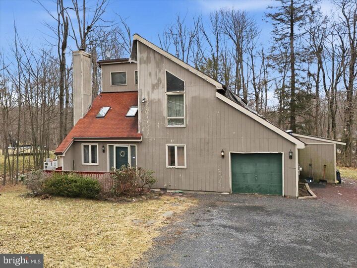 Property Photo:  6361 Cherokee Trail  PA 18466 