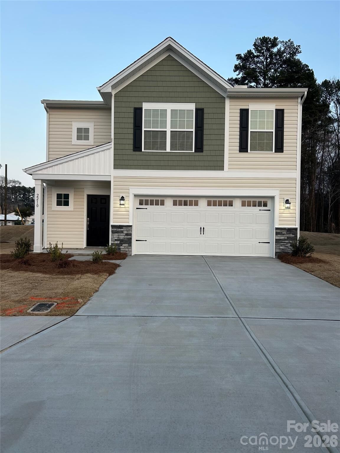 Property Photo:  2210 Columbidae Lane  NC 28052 