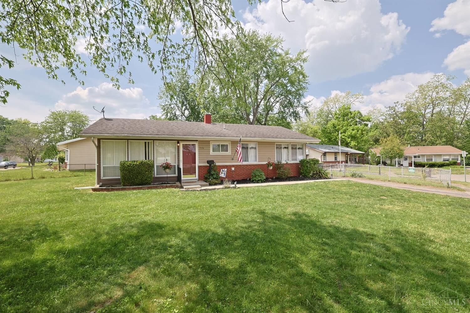 Property Photo:  9551 Trafalgar Court  OH 45251 