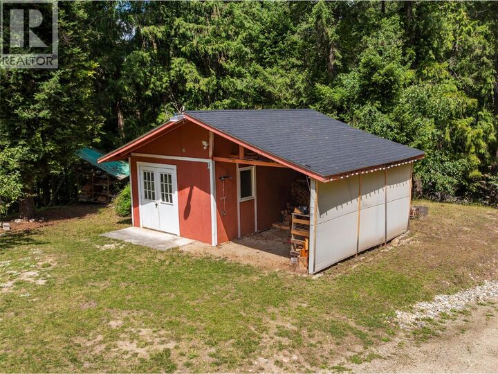 Property Photo: 10219 Twin Bays Road BC V0B 1A1