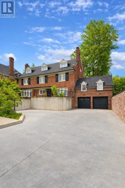 Property Photo:  653 Talbot Street  ON N6A 2T6 