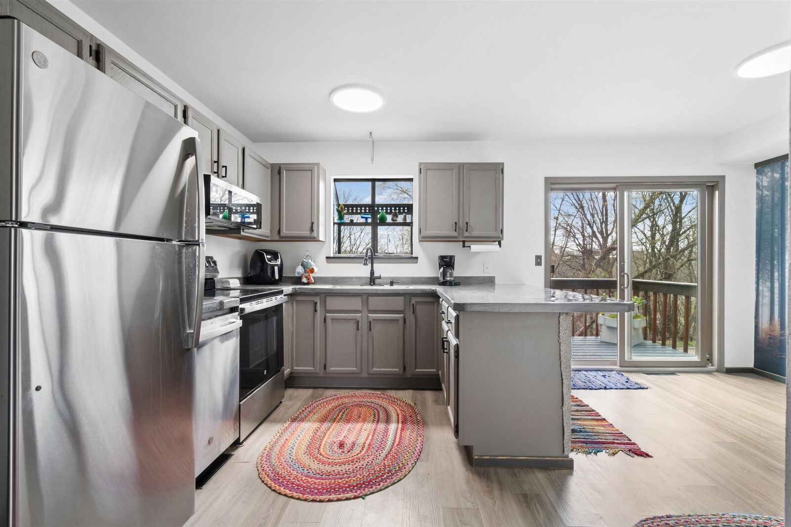 Property Photo: 410 Unit B Clarke Drive IA 52001