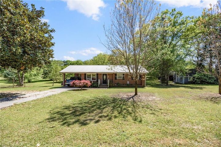 Property Photo:  151 Ginn Street  GA 30521 