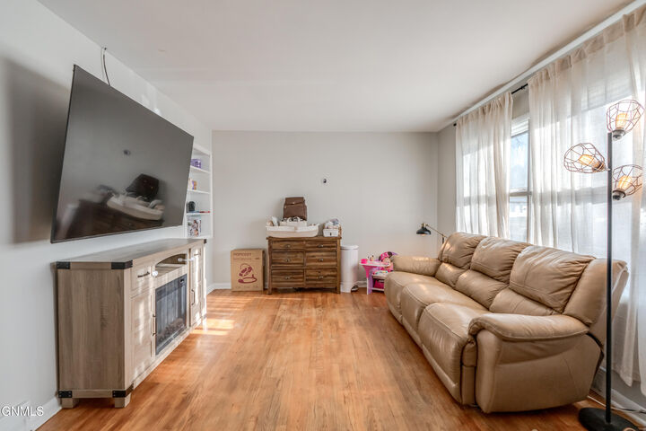 Property Photo: 566 Sunset Place ND 58504