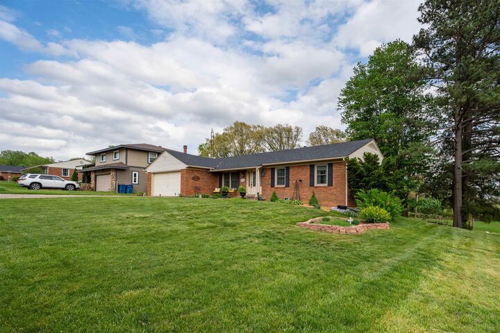 Property Photo:  2420 Georgia Ln  KY 42303 