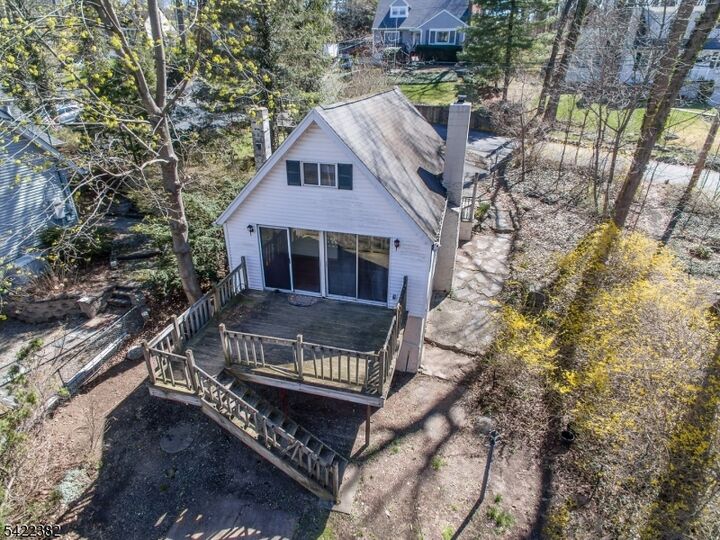 Property Photo:  48 Lakeside Trl  NJ 07405 