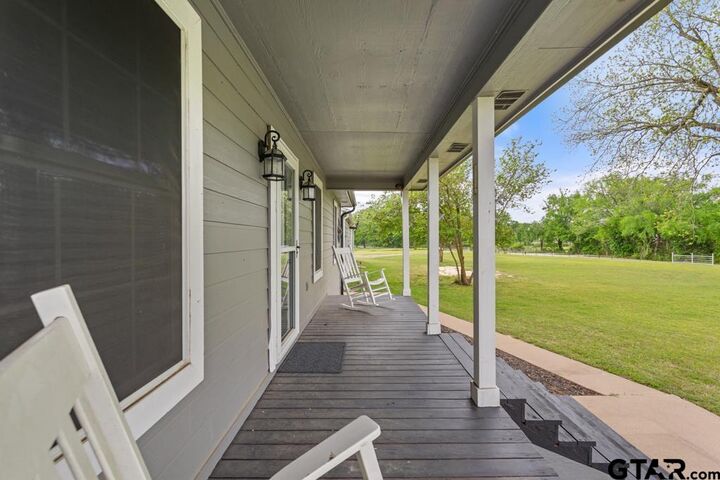 Property Photo: 13070 Cr 411 (Lindale Isd) TX 75706