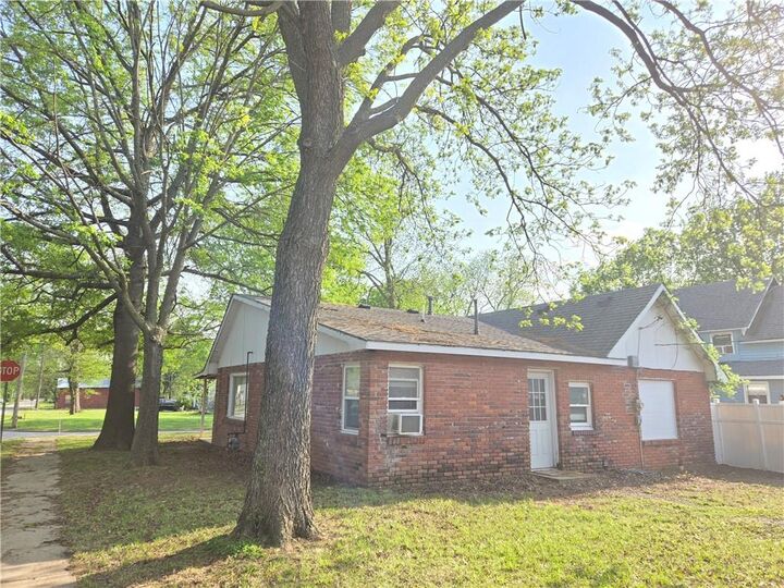 Property Photo:  538 E 6th Street  KS 67335 