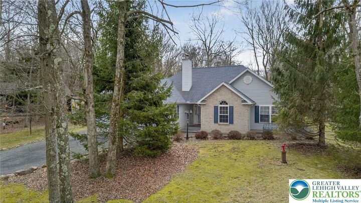 Property Photo:  86 Burnshaw Lane  PA 18210 