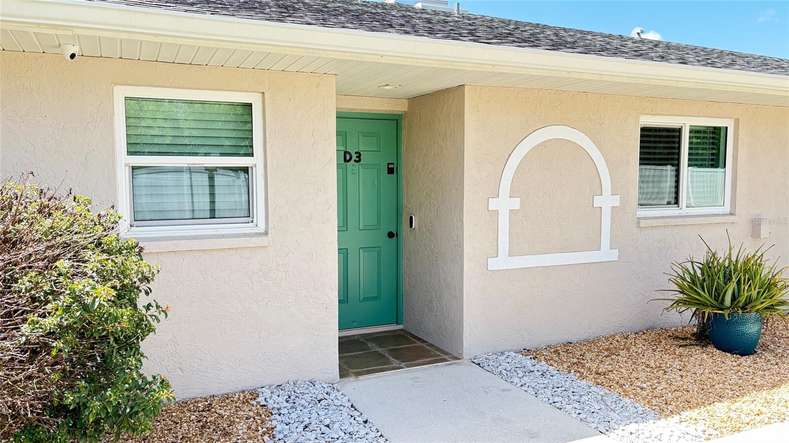 Property Photo: 24540 Harborview Road D3 FL 33980