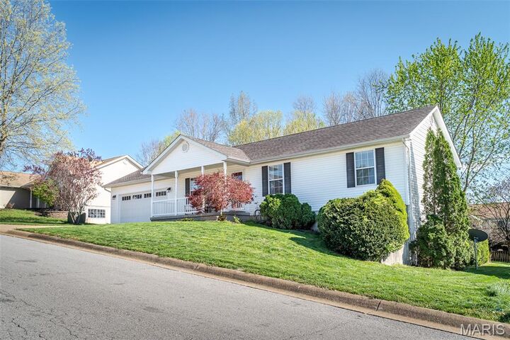 Property Photo:  860 Country View Lane  MO 63357 