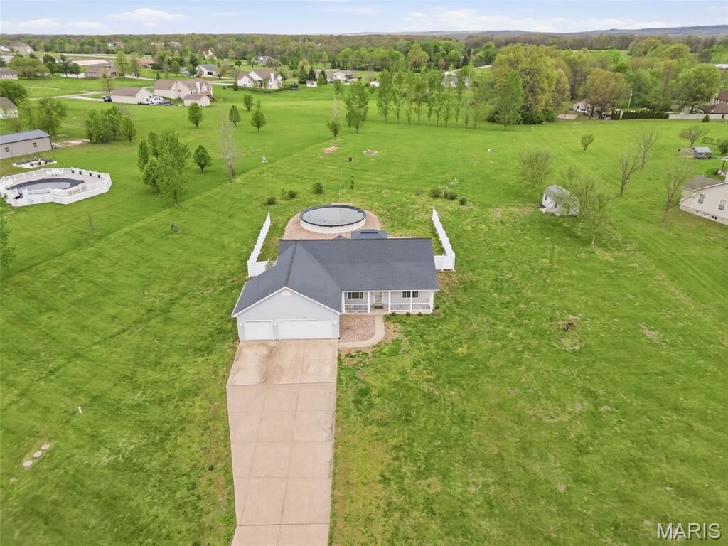 Property Photo: 211 High Ridge Valley Court MO 63347
