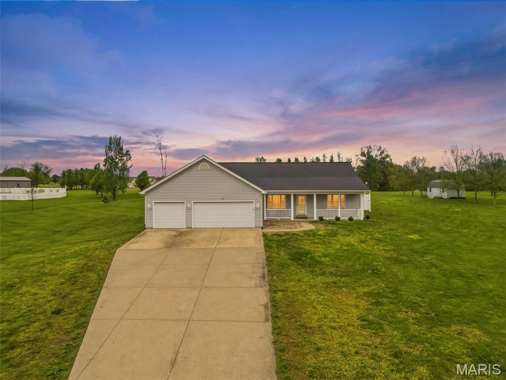Property Photo:  211 High Ridge Valley Court  MO 63347 