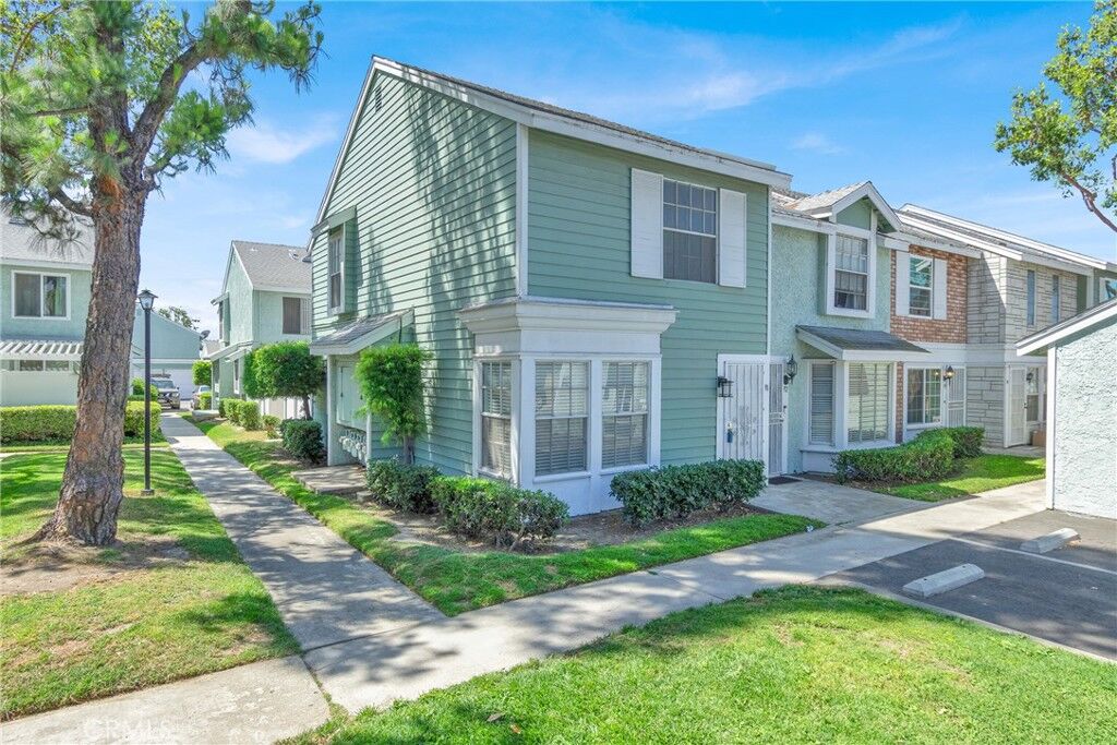 Property Photo:  5640 Riverside Drive 91  CA 91710 