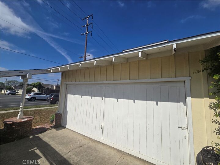 Property Photo:  513 Madison Avenue  CA 92870 