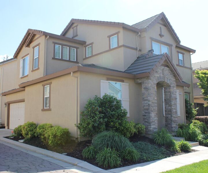 Property Photo:  2532 Cottage Pointe Drive  CA 95367 