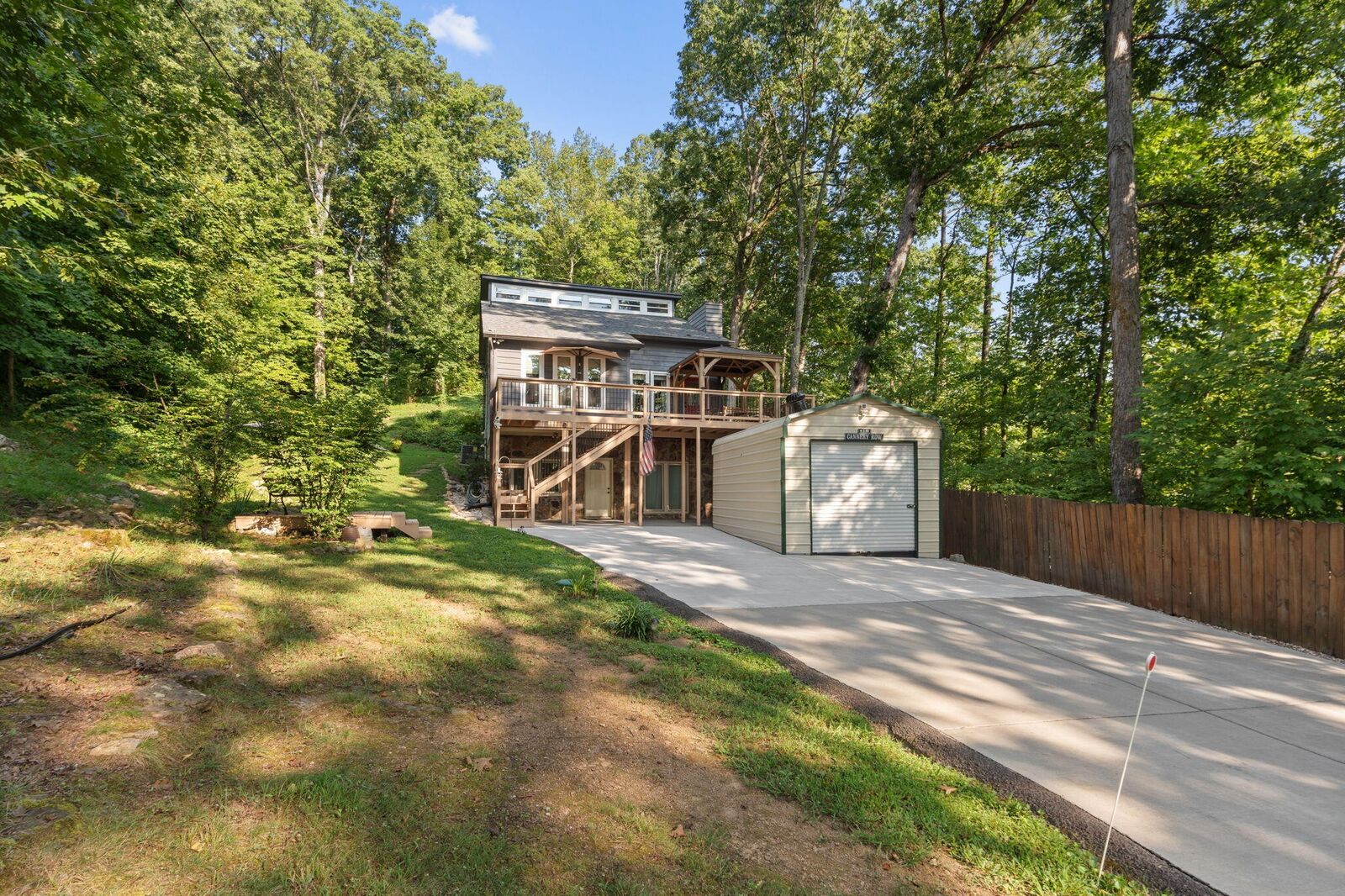 Property Photo:  2505 Hickory Drive NW  TN 37311 