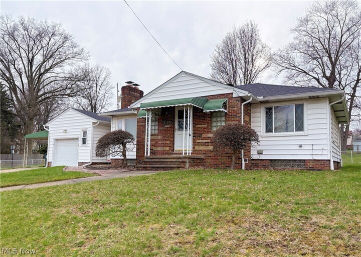 Property Photo:  1528 Hammel Street  OH 44306 