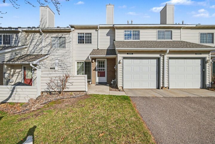 Property Photo:  12862 Echo Lane  MN 55124 