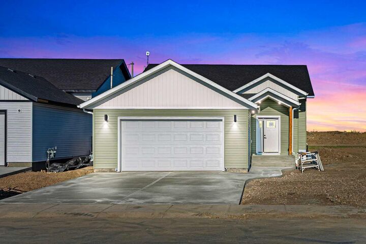 1308 56 Avenue — photo 1