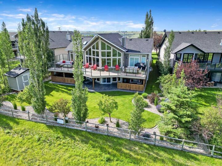 Property Photo: 33 Wyndham Park Way AB T0J 0M0
