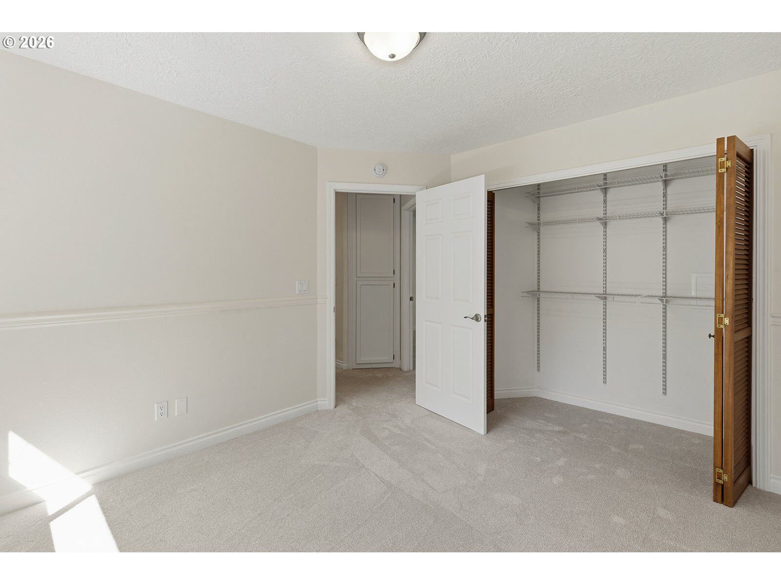 Property Photo:  1800 NW Sluman Rd  WA 98665 